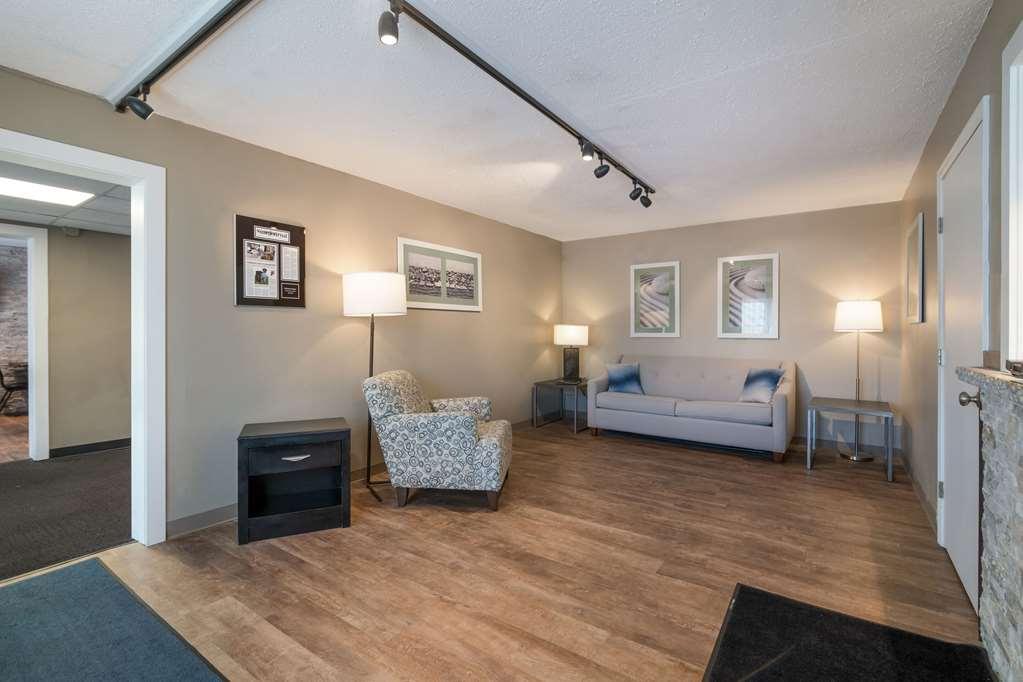 Econo Lodge Auburn Interior foto