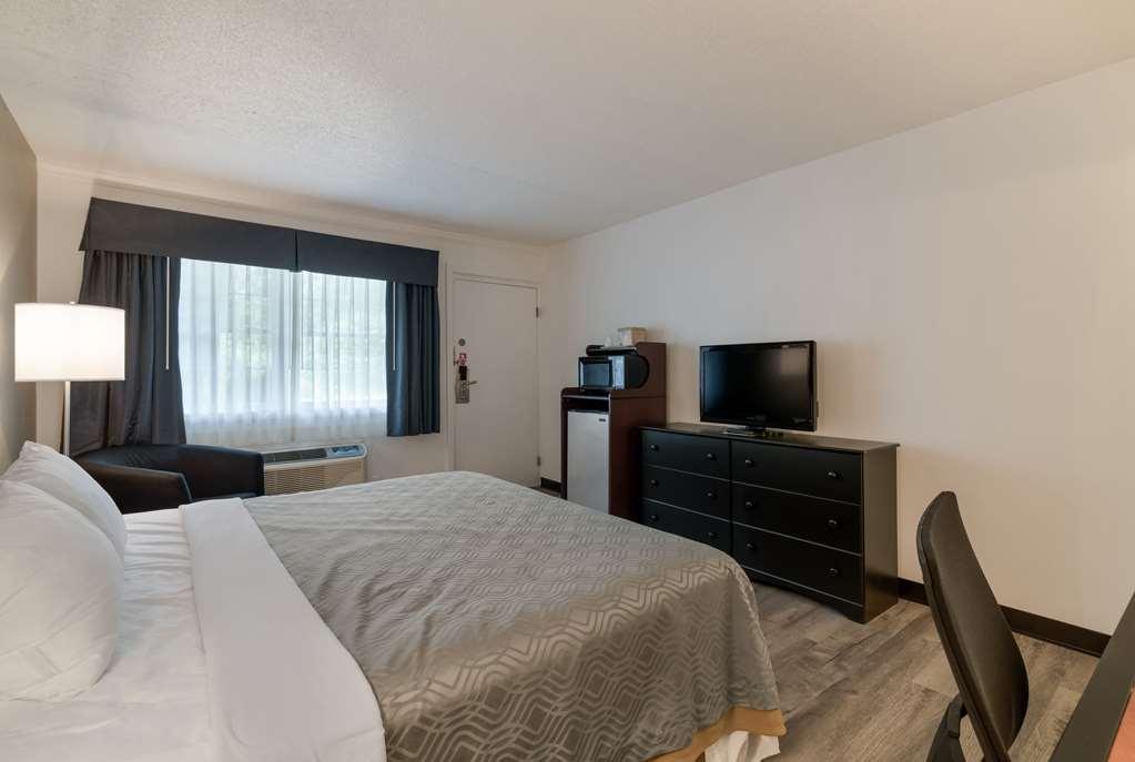 Econo Lodge Auburn Quarto foto
